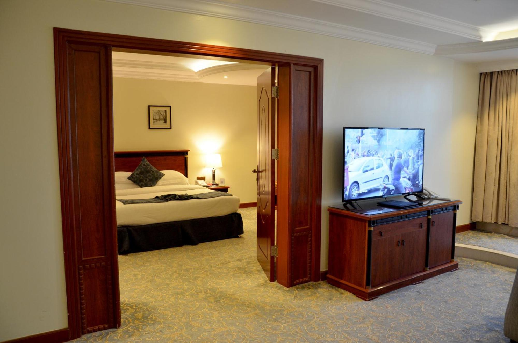 Crown Tower Hotel Al Al Jubail Kültér fotó